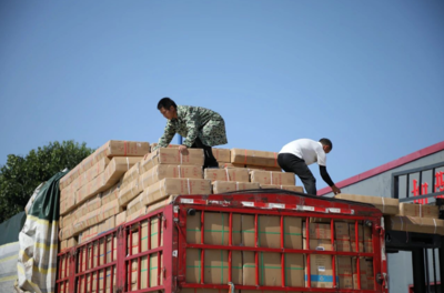 長(zhǎng)順:人均年收入2萬余元!“鄉(xiāng)村工廠”托起3000名群眾“穩(wěn)穩(wěn)的幸福”